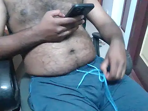 Snapshot of tamilguy26 chatting on October 5, 7:34 pm tamilguy26 online show from October 5, 7:34 pm