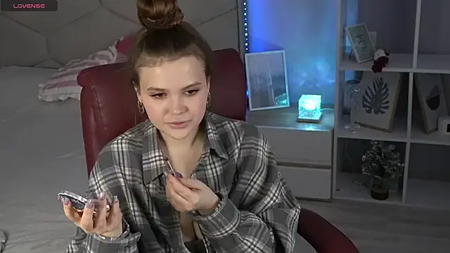 AfinaAmmor online show from March 11, 2:34 pm