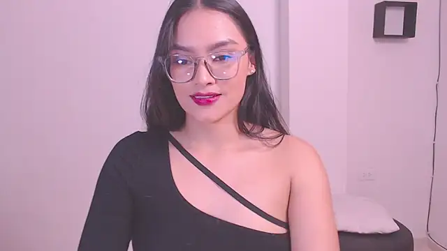 1eve rox online show from November 8, 12:00 am