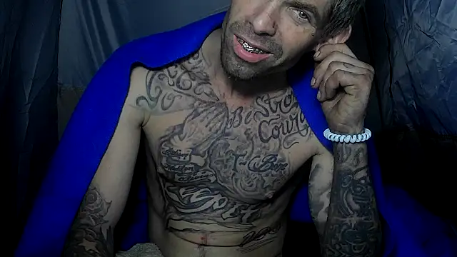 Snapshot of prettyboytatted69 chatting on March 14, 5:13 am prettyboytatted69 online show from March 14, 5:13 am