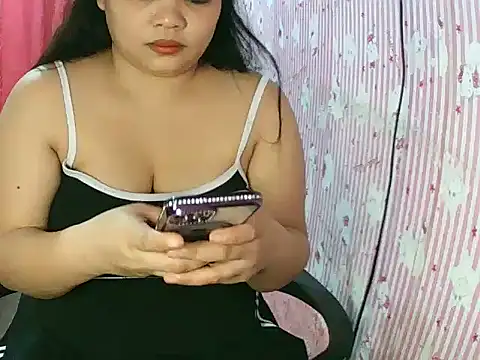 shaira4u online show from April 8, 4:01 am