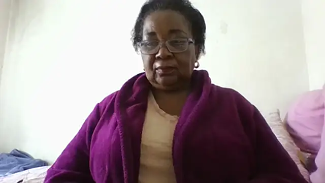 Snapshot of KinkyRicoSaisyours chatting on May 6, 10:53 am KinkyRicoSaisyours online show from May 6, 10:53 am