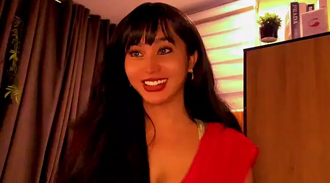 YOURCRISTINAS online show from December 27, 10:05 pm