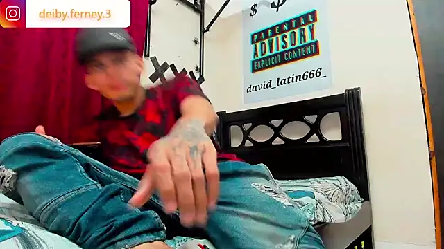 davidlatin66 online show from February 3, 11:26 pm