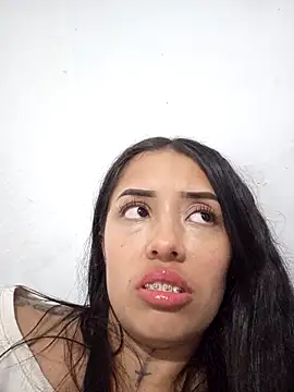 Snapshot of Sofia_888 chatting on February 1, 3:38 am Sofia 888 online show from February 1, 3:38 am