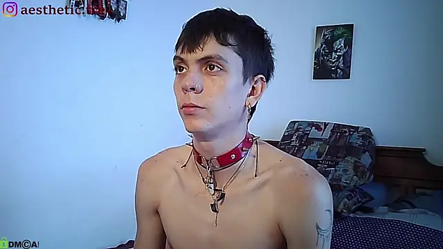 Snapshot of Twink_Temptation chatting on January 18, 5:15 pm Twink Temptation online show from January 18, 5:15 pm