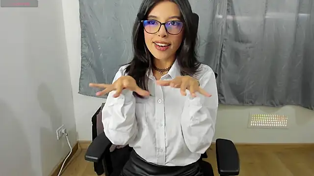 Snapshot of NanaRott chatting on March 3, 10:52 pm NanaRott online show from March 3, 10:52 pm