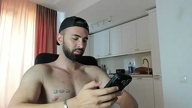 MichaelMasterss online show from July 17, 12:45 pm