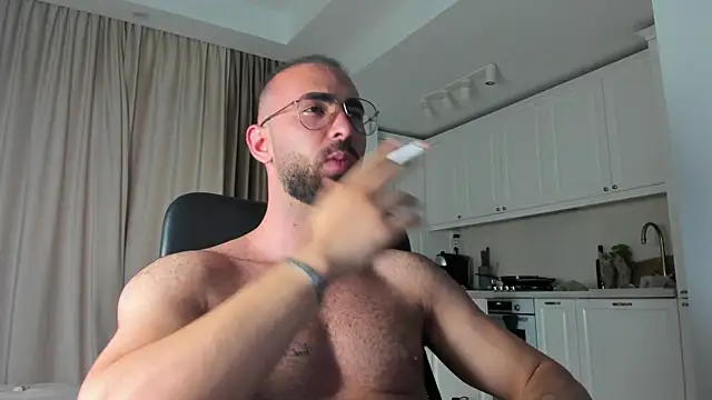 MichaelMasterss online show from July 22, 7:16 pm