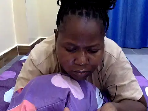 10sexymelo69  online show from April 12, 11:26 am