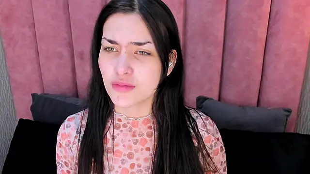 Alexa Thaylor  online show from November 11, 2:50 pm