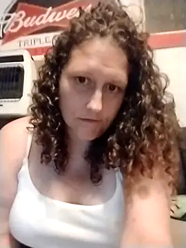 Snapshot of MissMagicMushroom chatting on September 15, 4:12 am MissMagicMushroom online show from September 15, 4:12 am