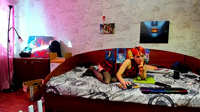 KagamiTayga online show from March 16, 5:44 am