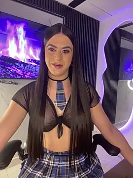 Snapshot of Naughtysofiaa chatting on June 30, 12:11 am Naughtysofiaa online show from June 30, 12:11 am