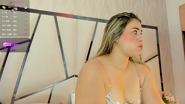 Snapshot of kimberly7_ chatting on January 17, 11:37 am kimberly7 online show from January 17, 11:37 am