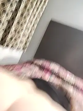 Snapshot of moonlightprincess0611 chatting on November 1, 11:12 am moonlightprincess0611 online show from November 1, 11:12 am