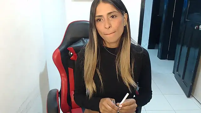 Liamiler01  online show from November 27, 2:24 am