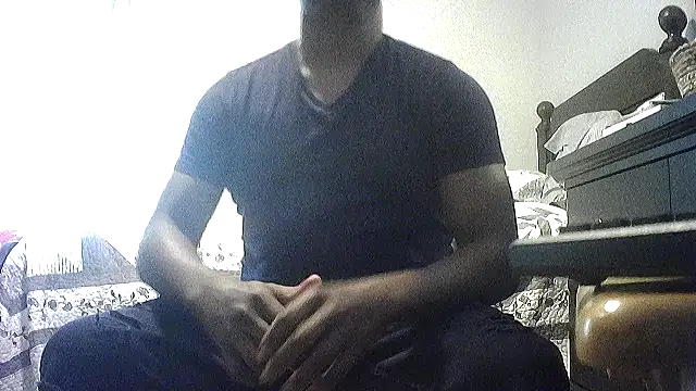 Snapshot of ThugDick79 chatting on June 17, 4:52 pm ThugDick79 online show from June 17, 4:52 pm