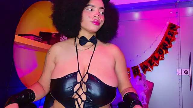 MalaikaBrown online show from November 1, 4:25 am