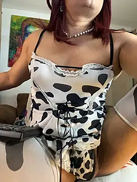 Snapshot of mommycum69_ chatting on April 19, 4:56 am mommycum69 online show from April 19, 4:56 am