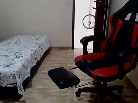 Snapshot of -Marivalda- chatting on February 5, 7:31 pm -Marivalda- online show from February 5, 7:31 pm