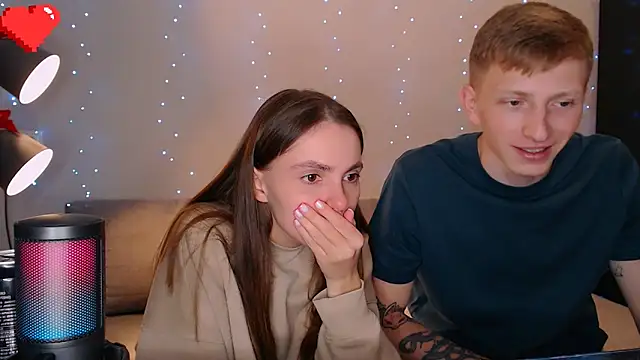 juliaanddima online show from February 15, 12:15 am