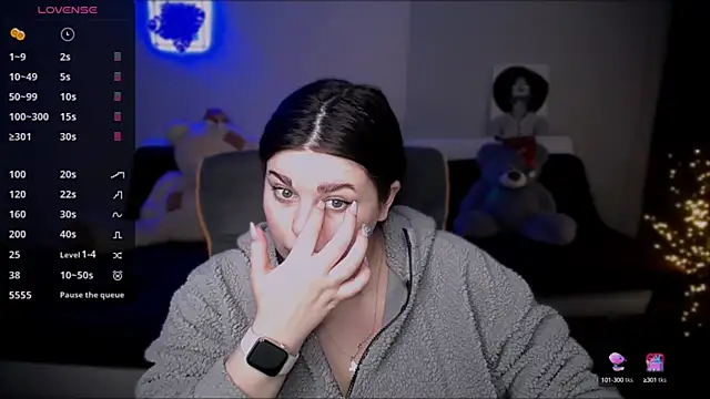 Emily Mo online show from January 12, 6:28 am