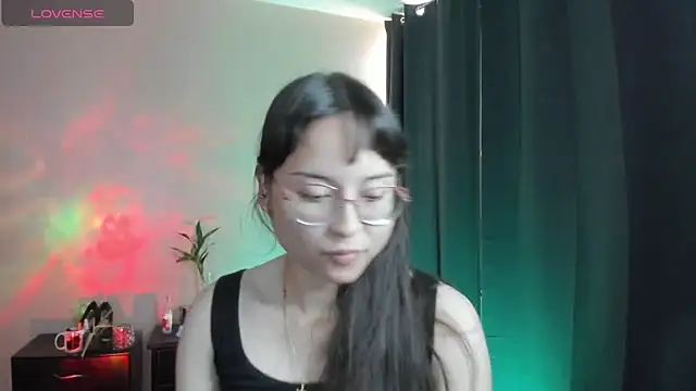 shantalc3rezo online show from January 8, 8:00 pm