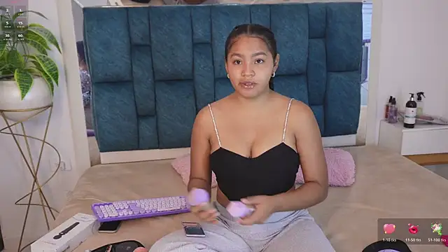 Anais aradia online show from March 25, 7:36 am