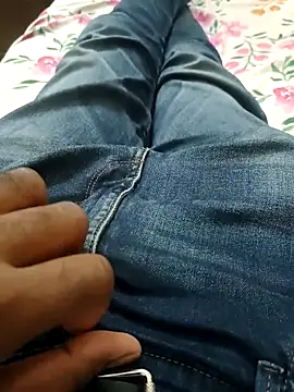 divi5555 online show from April 9, 5:29 am