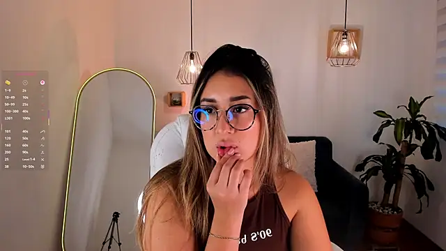 Snapshot of dina_ride chatting on July 21, 11:23 am dina ride online show from July 21, 11:23 am