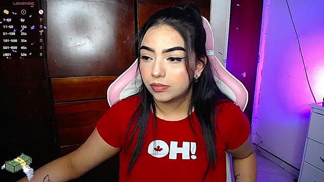 eva six online show from December 11, 7:25 pm