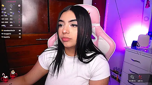 eva six online show from January 7, 10:30 pm