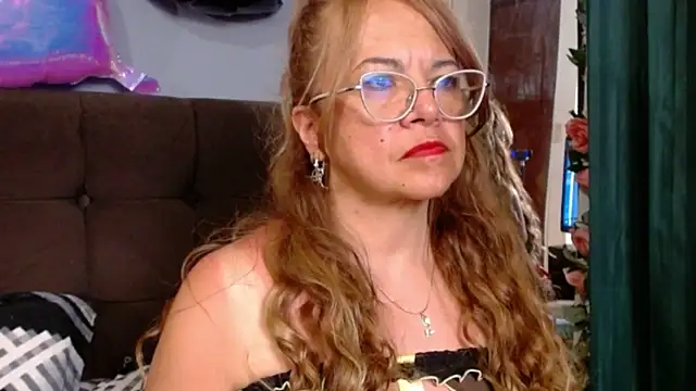 Snapshot of RubyWatson50 chatting on May 6, 12:41 am RubyWatson50 online show from May 6, 12:41 am