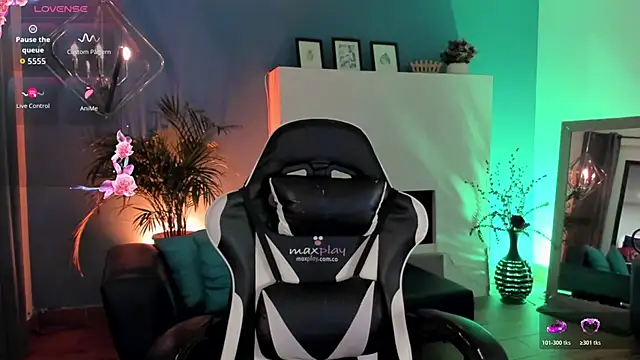 Megan inked online show from April 17, 3:20 am