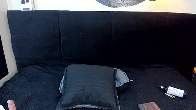 Snapshot of Latin_Horny_69 chatting on December 12, 8:57 am Latin Horny 69 online show from December 12, 8:57 am