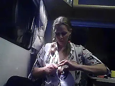 WildScorpio86 online show from December 22, 3:09 pm