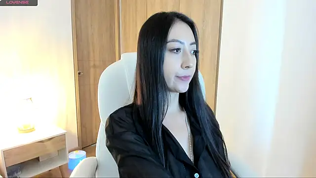 sophie connors online show from April 28, 1:16 pm