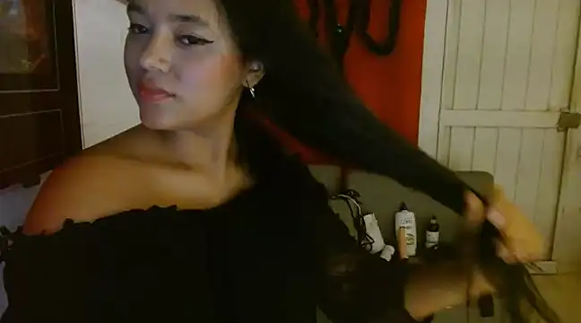 Snapshot of Chiara_petterson chatting on January 11, 4:59 am Chiara petterson online show from January 11, 4:59 am