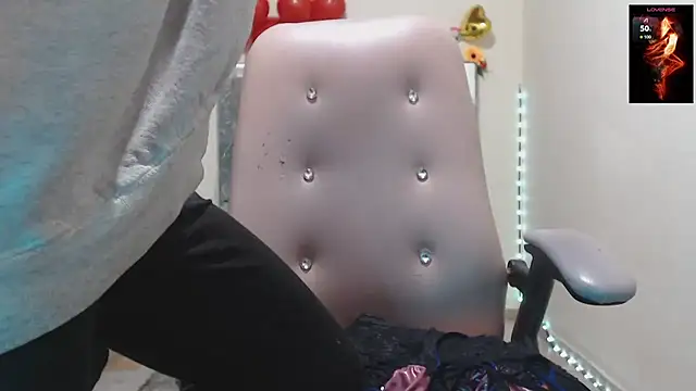 Snapshot of toxxxic_cams chatting on March 26, 8:09 am toxxxic cams online show from March 26, 8:09 am