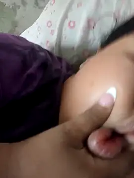 Snapshot of rachel_parker chatting on February 27, 5:24 pm rachel parker online show from February 27, 5:24 pm