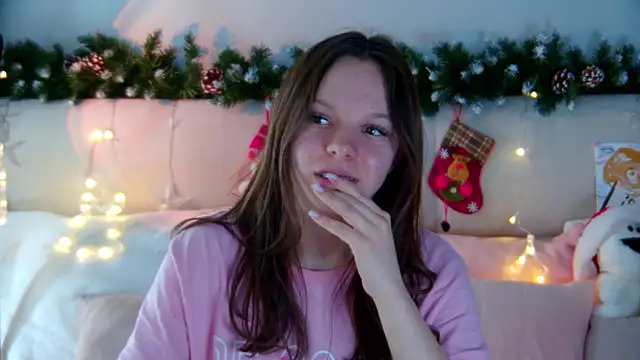 ElisabethDavis online show from January 12, 12:18 am