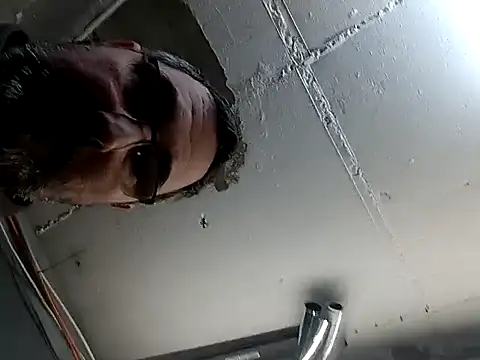 Snapshot of Nikeyone2 chatting on January 6, 9:24 am Nikeyone2 online show from January 6, 9:24 am