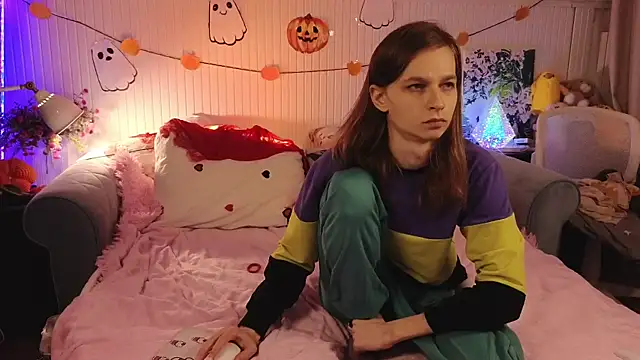 Frank Fraer online show from October 22, 4:07 pm