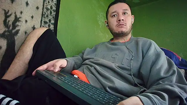 sweet cock28 online show from February 22, 3:47 pm