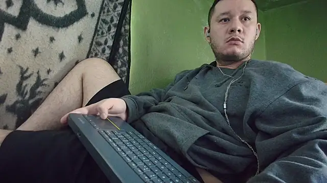 sweet cock28 online show from October 16, 3:46 pm