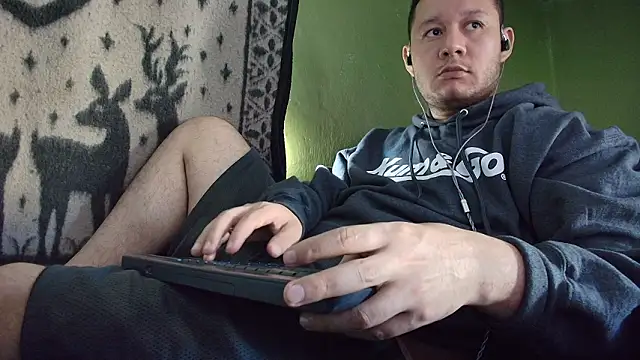 sweet cock28 online show from March 28, 3:22 pm