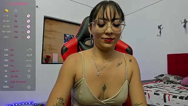 Snapshot of Sweet_Coral_ chatting on May 25, 7:25 am Sweet Coral online show from May 25, 7:25 am