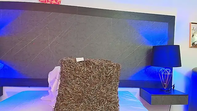 Snapshot of big_tits_in_your_face chatting on December 3, 2:27 pm big tits in your face online show from December 3, 2:27 pm