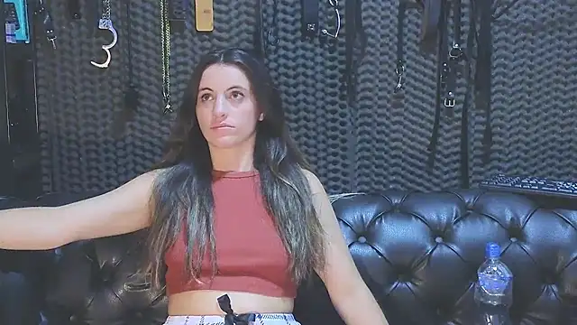 Snapshot of kimberly_swan chatting on January 23, 9:39 pm kimberly swan online show from January 23, 9:39 pm